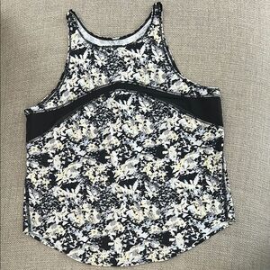 Lululemon Floral Black Tank Top Size 6